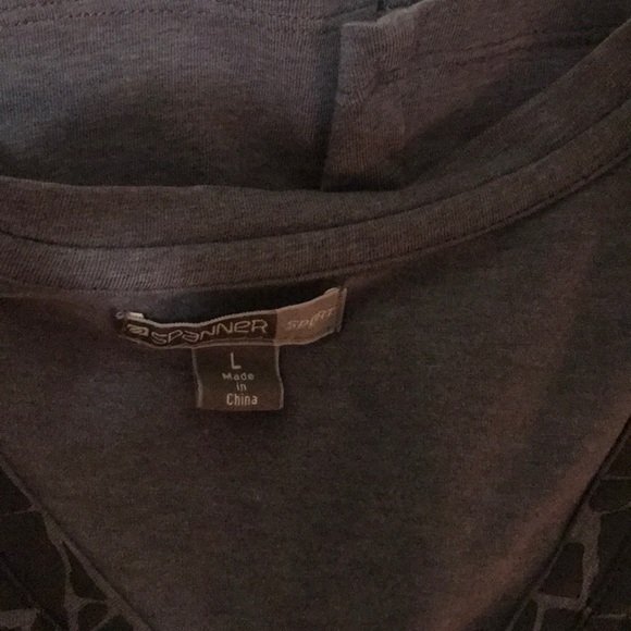 Tee - Picture 5 of 5